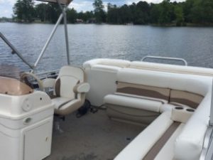 Sylvan Sunchaser pontoon rental 2
